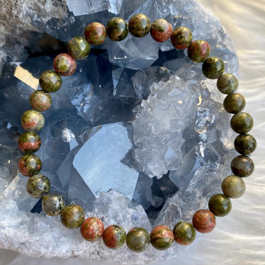 Браслет из унакита