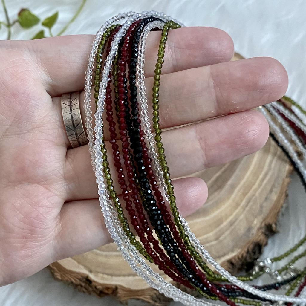 Чокеры из минералов