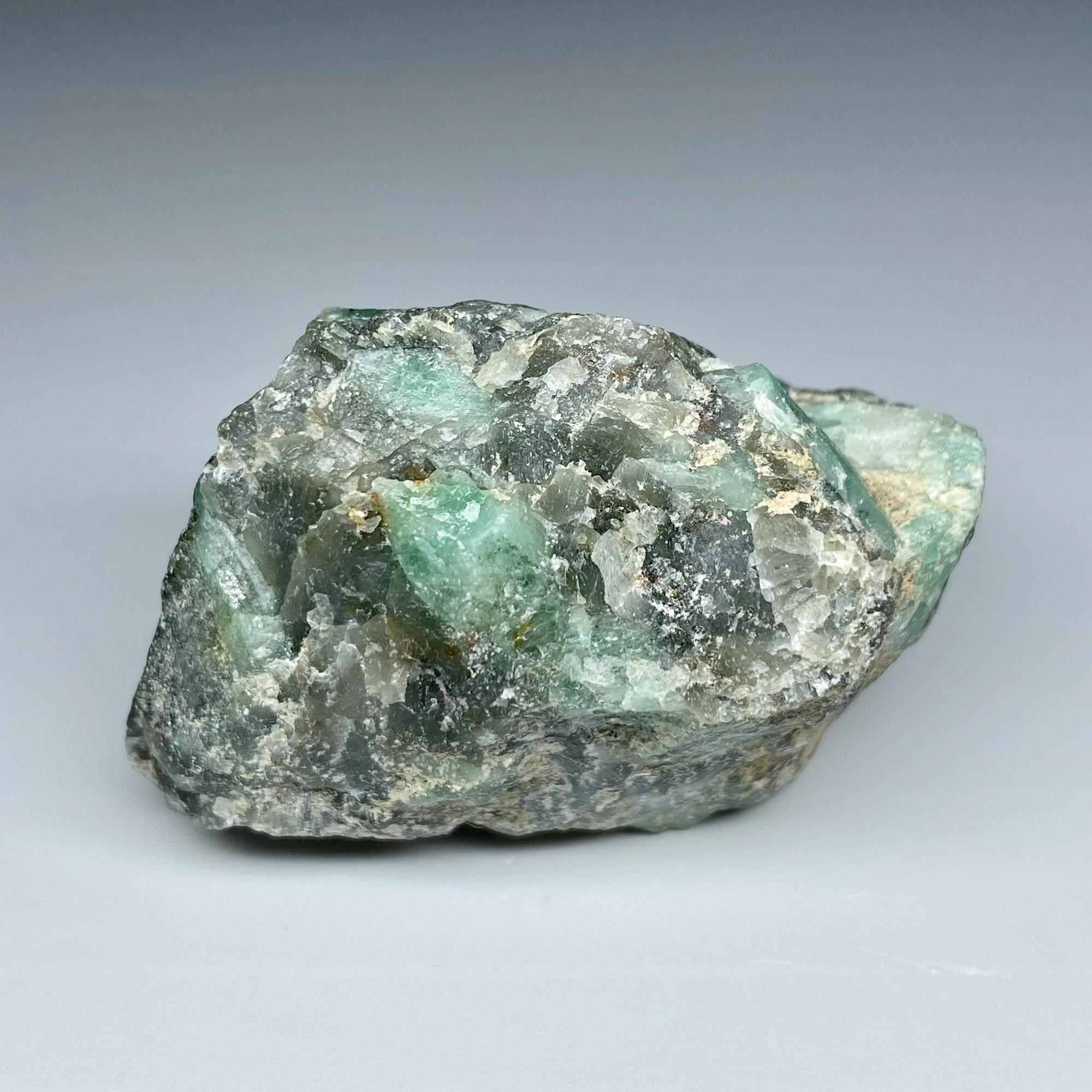 Изумруд (зеленый берилл)