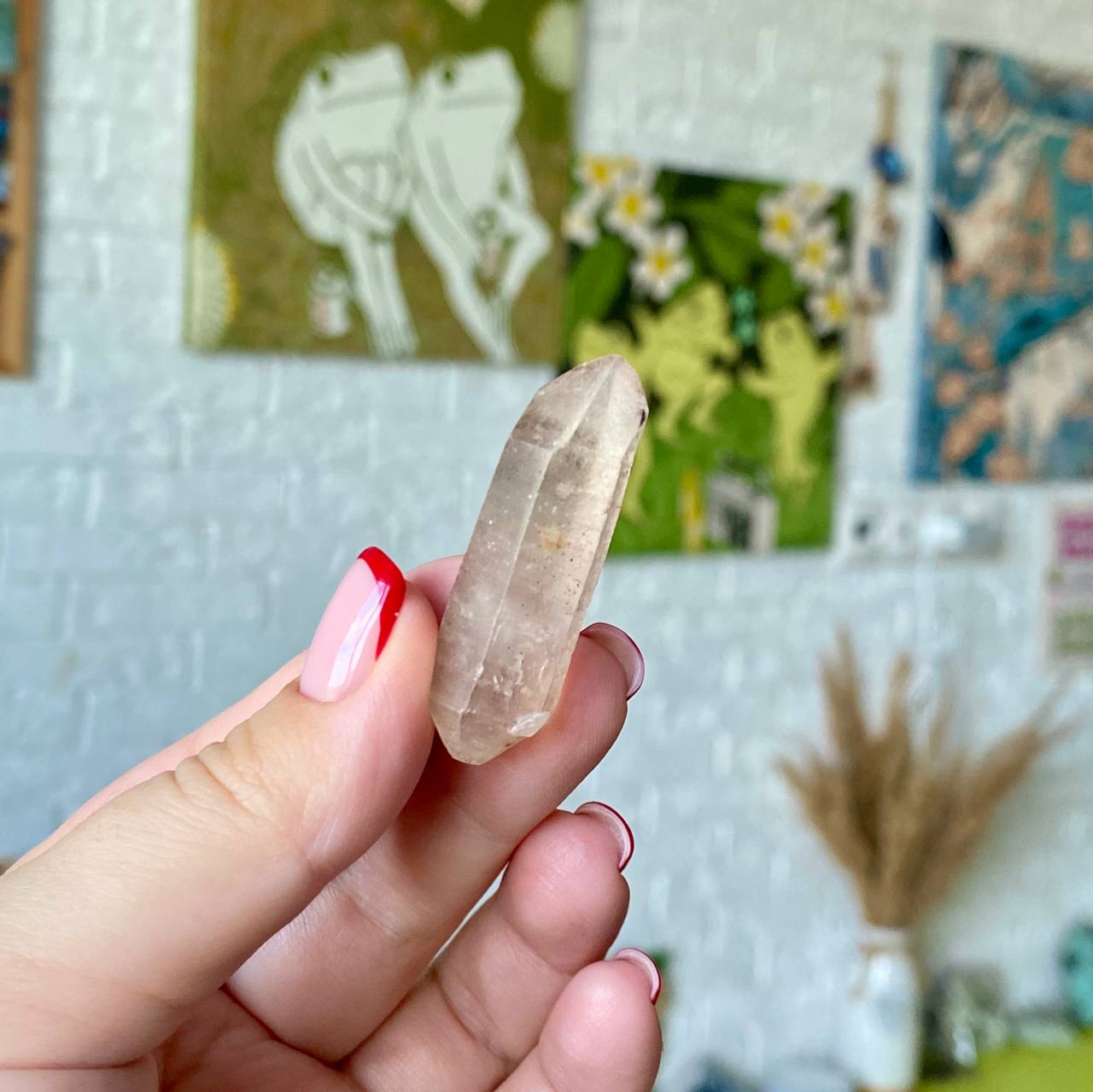 Двухголовый кристалл горного хрусталя