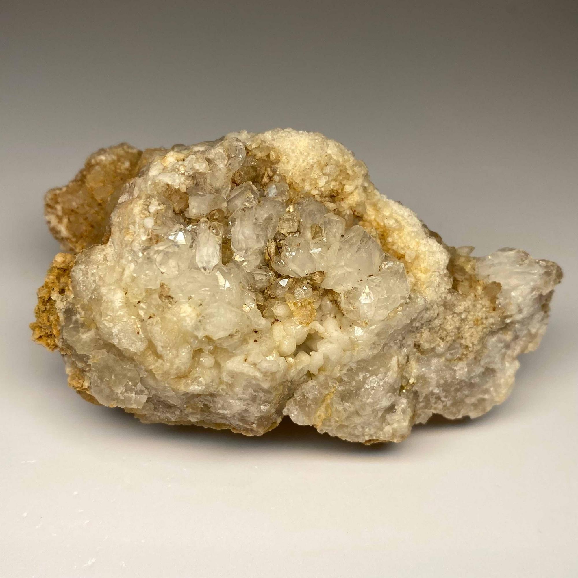 Горный хрусталь друза