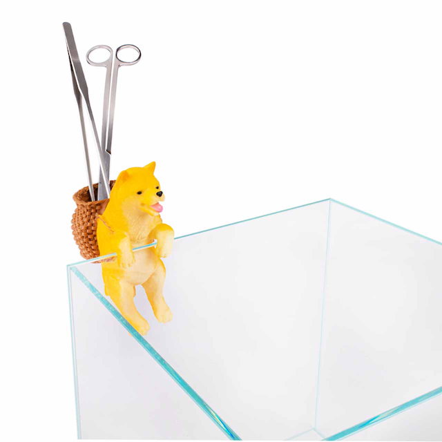 Украшение для аквариума MASHA BLOOM Пёсик рыжий с корзинкой