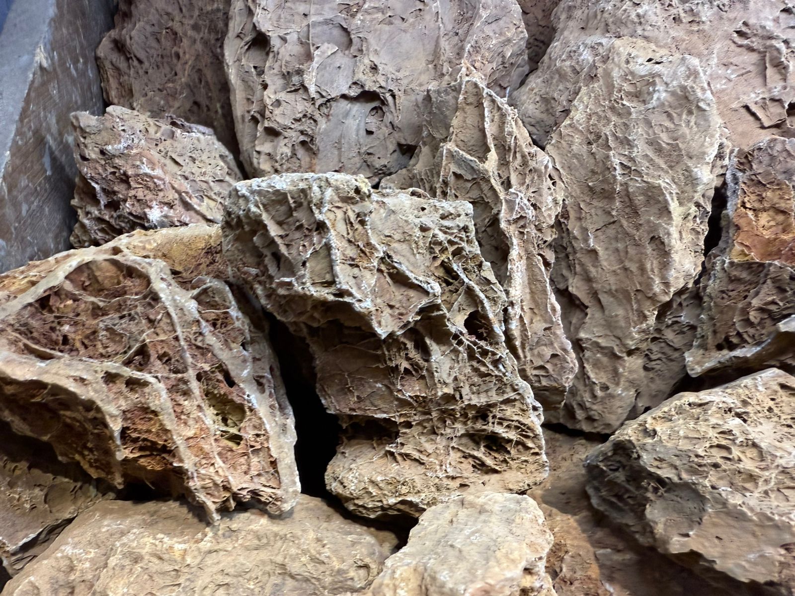 Камень MASHA BLOOM Пустынная паутина