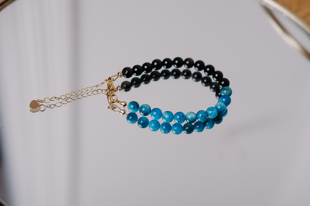 Браслет Duo gold из апатита и обсидиана