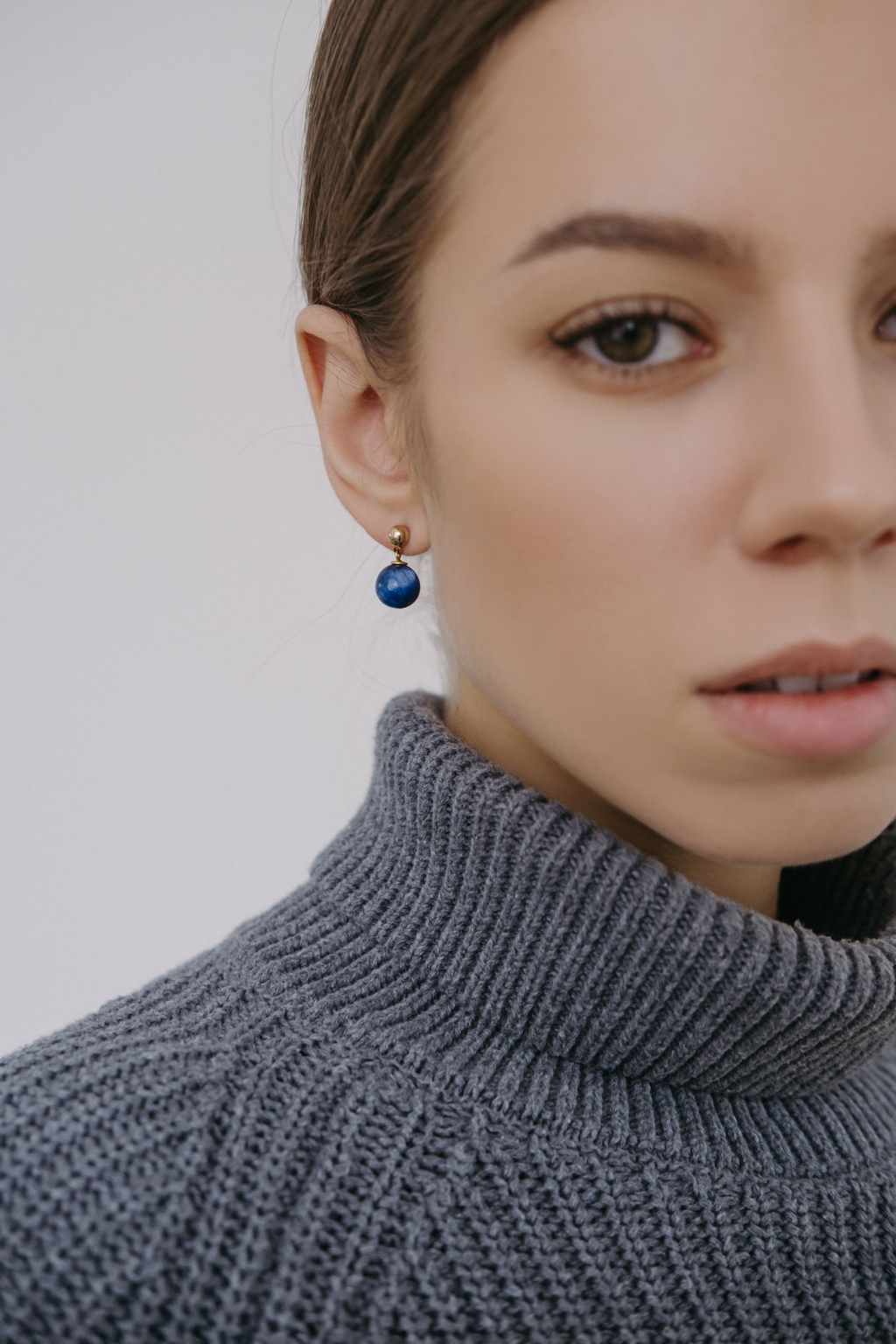 Серьги Sphere gold из кианита