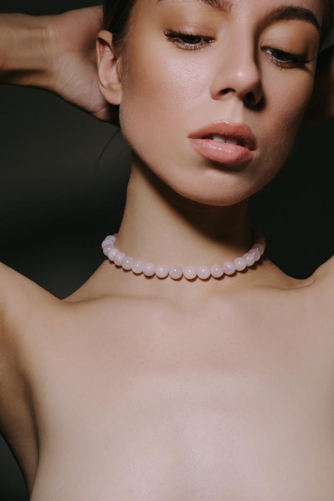 Колье Love из розового кварца