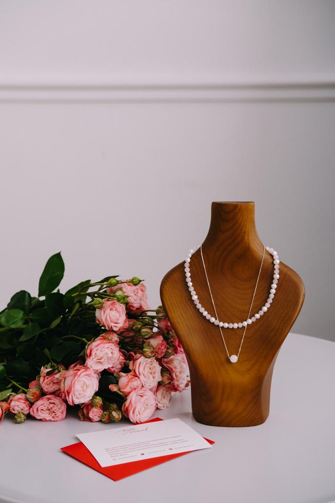 Сет из чокера и бусинки на цепочке