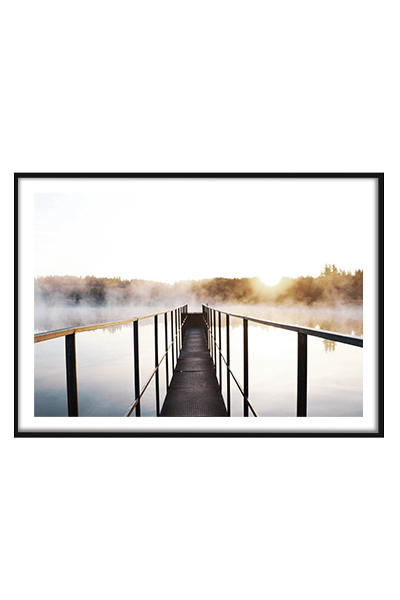 Постер  По причалу в осень