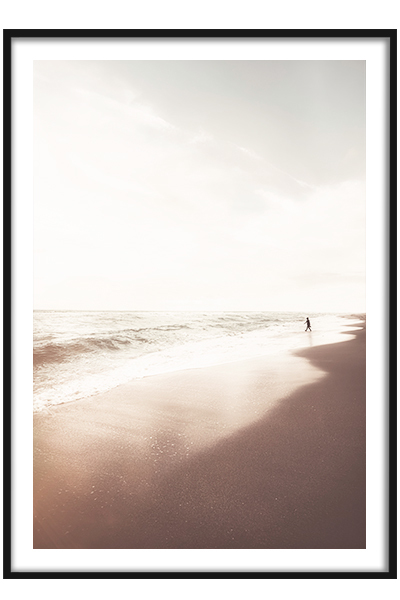 Постер  По берегу моря