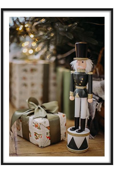 Постер ДЕРЕВЯННЫЙ СОЛДАТИК