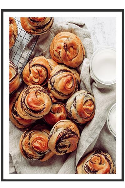 Постер БУЛОЧКИ С КОРИЦЕЙ