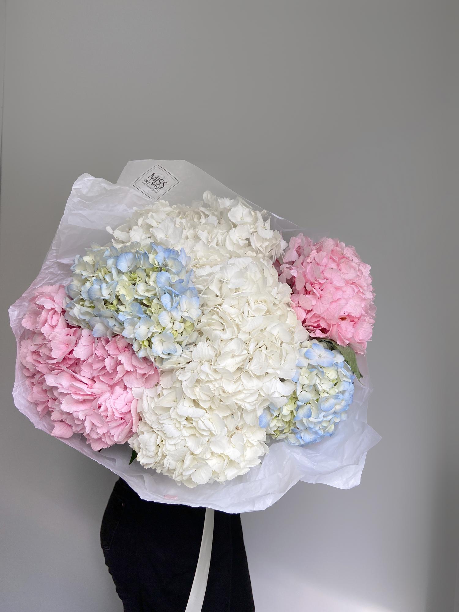 Букет из гортензий