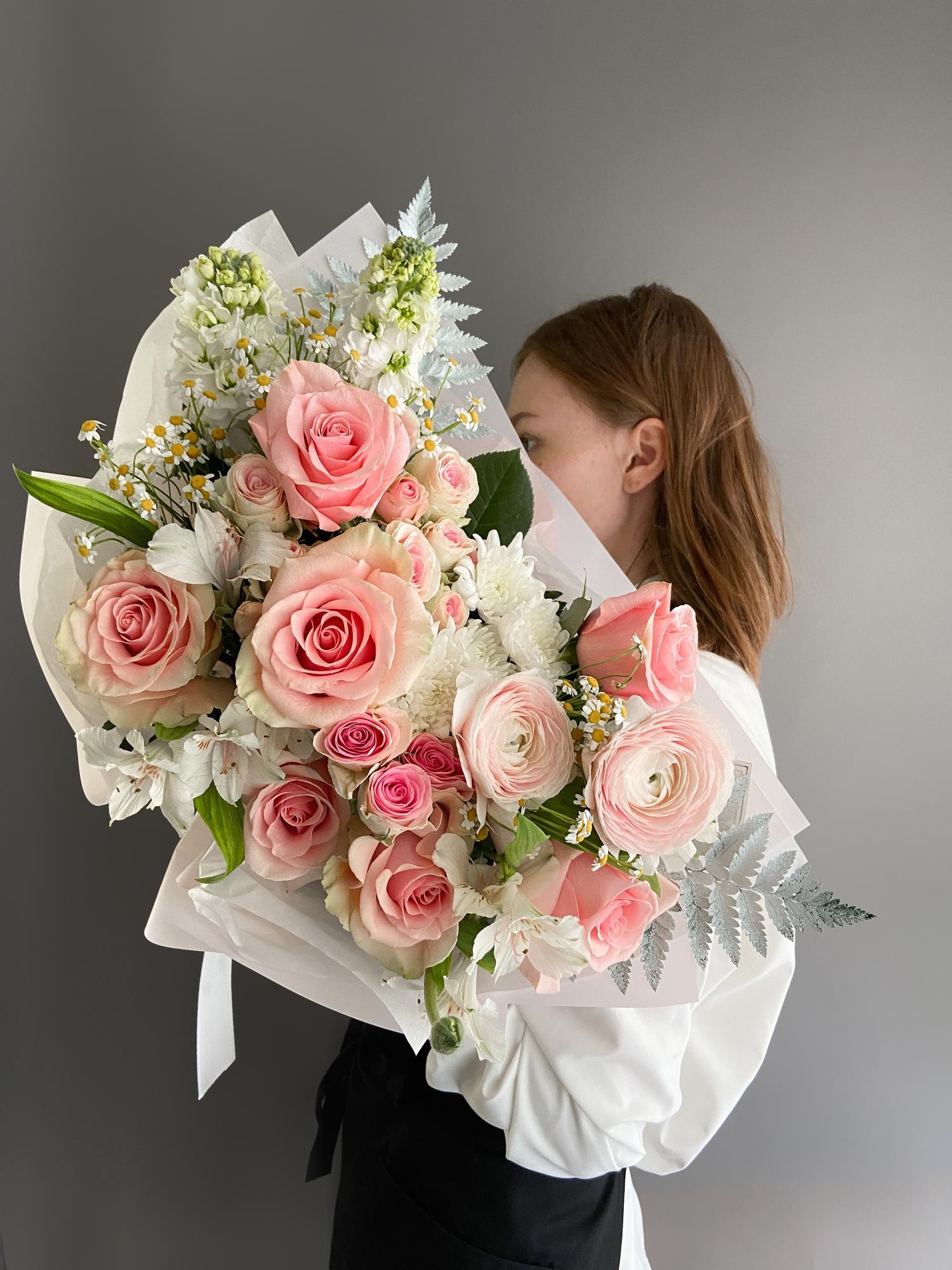 Букет «Ромео любит»