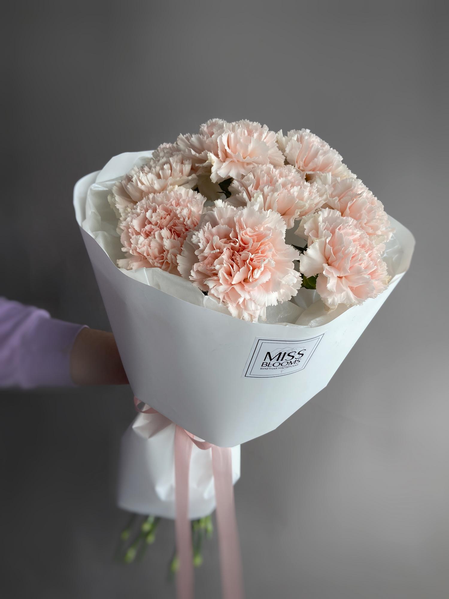 Букет из нежно розовых диантусов