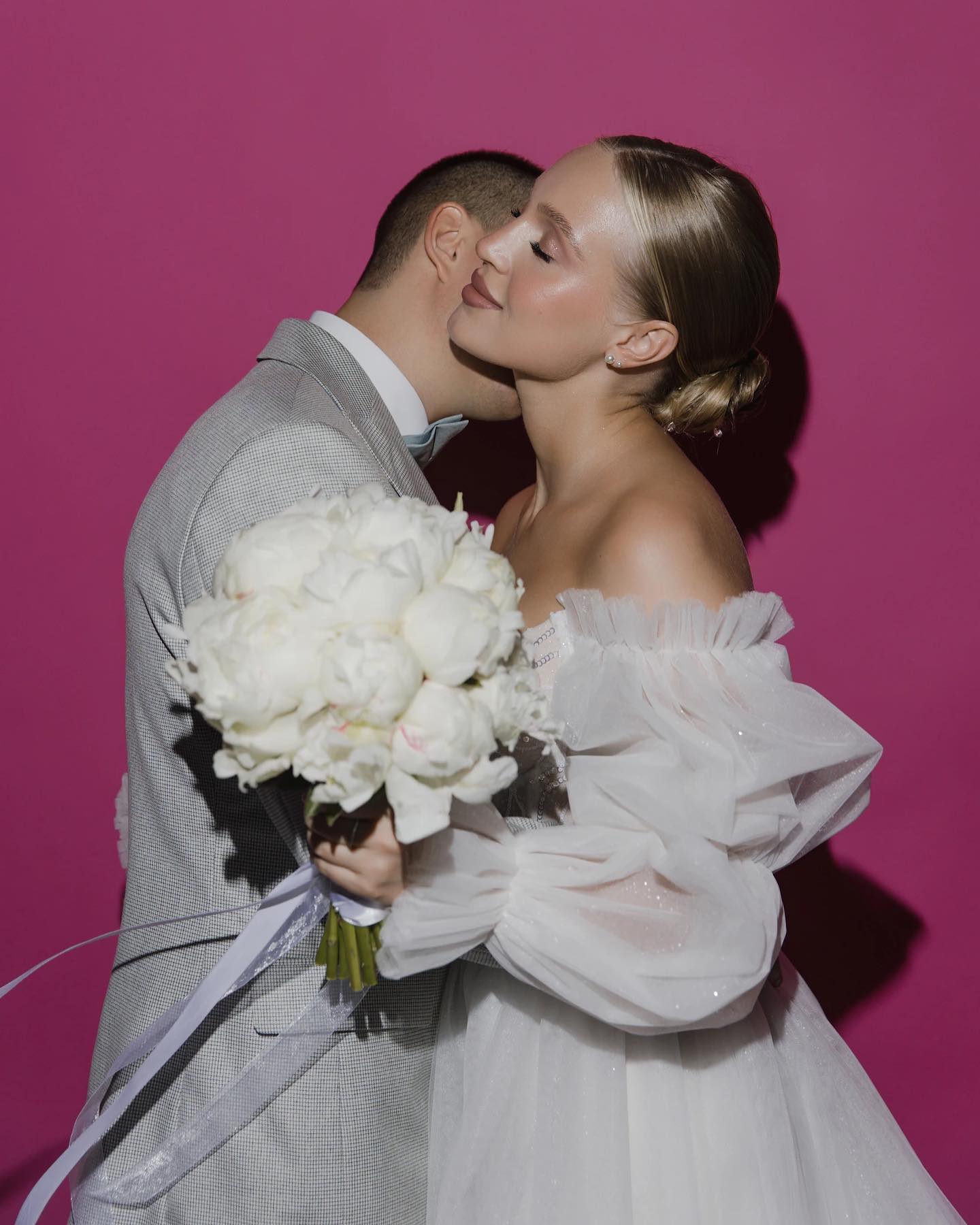 Букет невесты из пионов