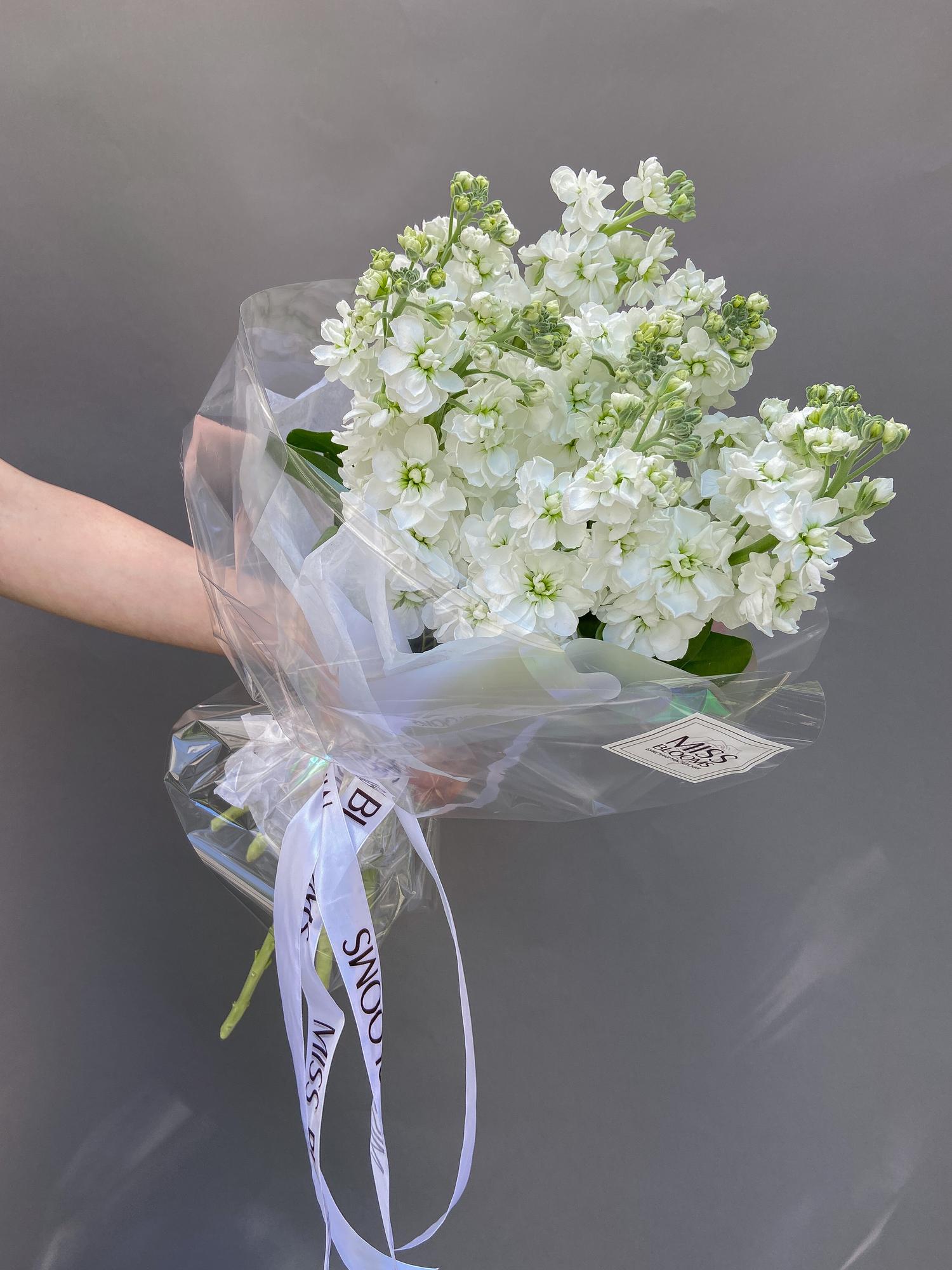 Букет  из маттиолы