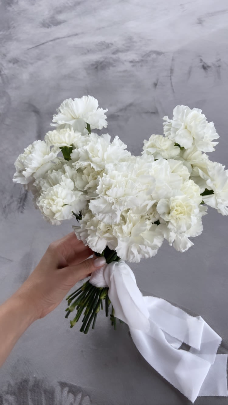 Букет невесты  с диантусами