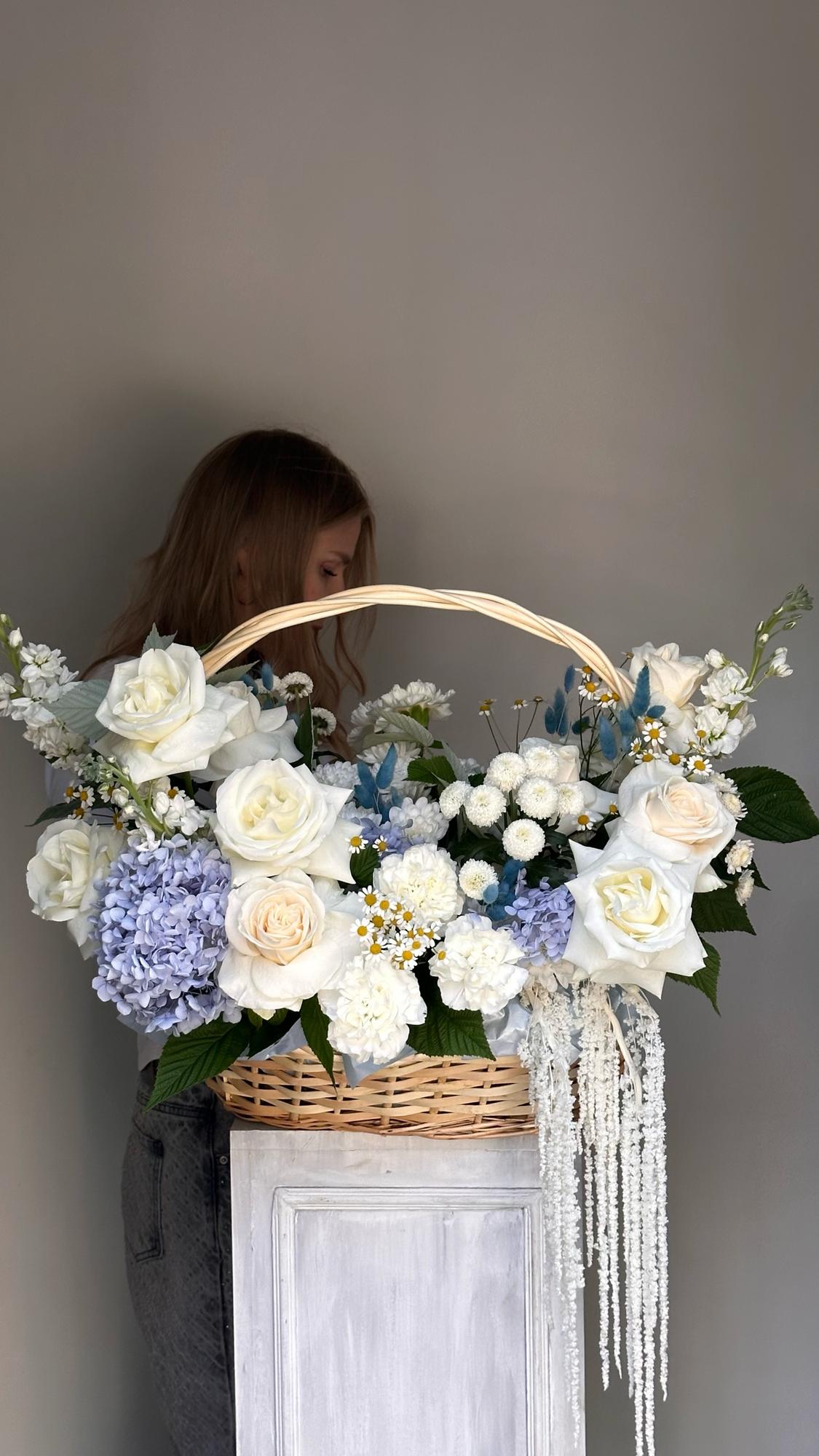 Корзина «Бескрайнее небо »