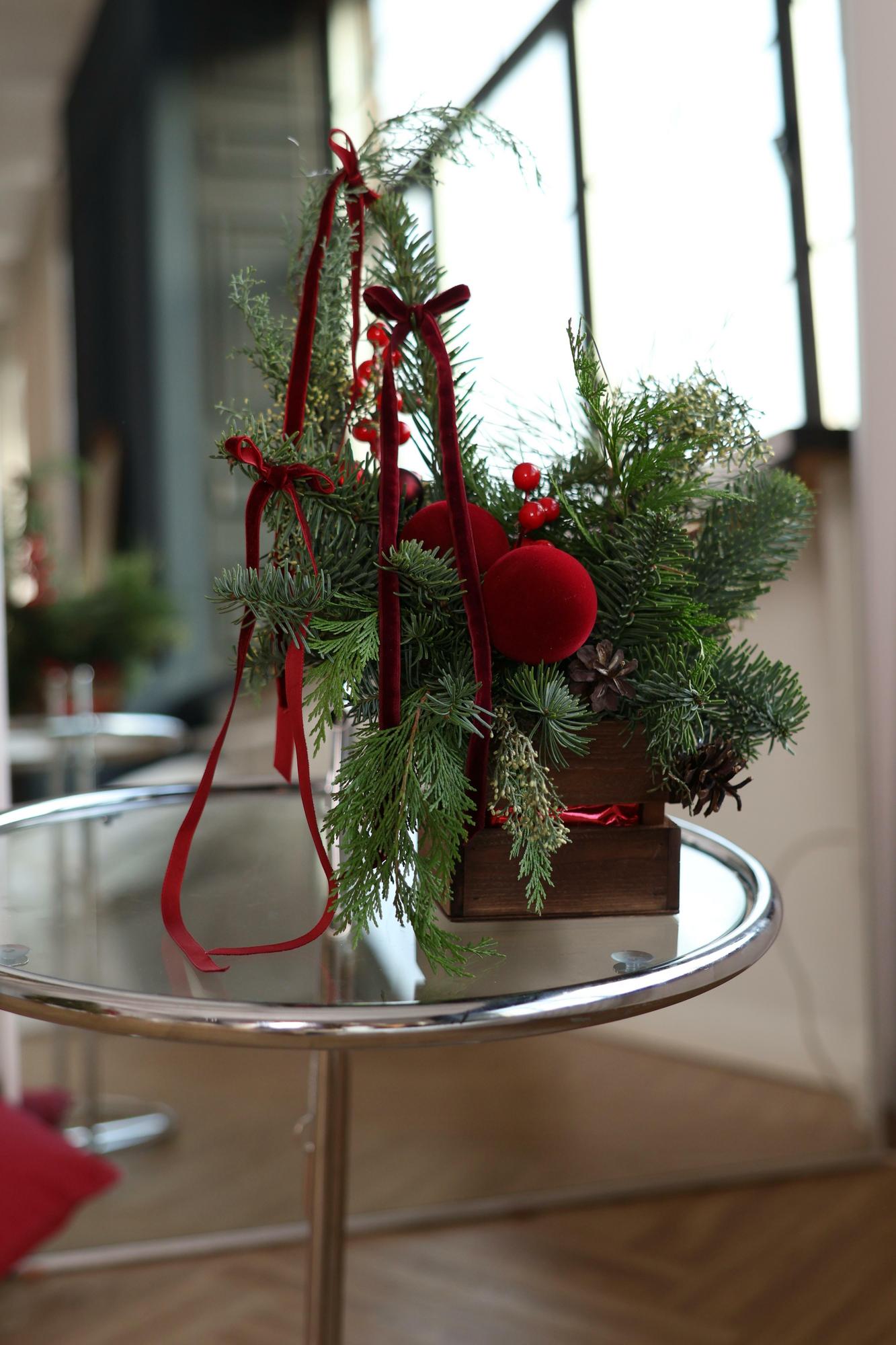 Новогодняя композиция «A la russe» в ящике