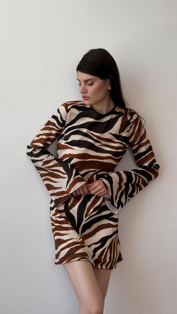 Платье с анималистичным принтом "Зебра"
