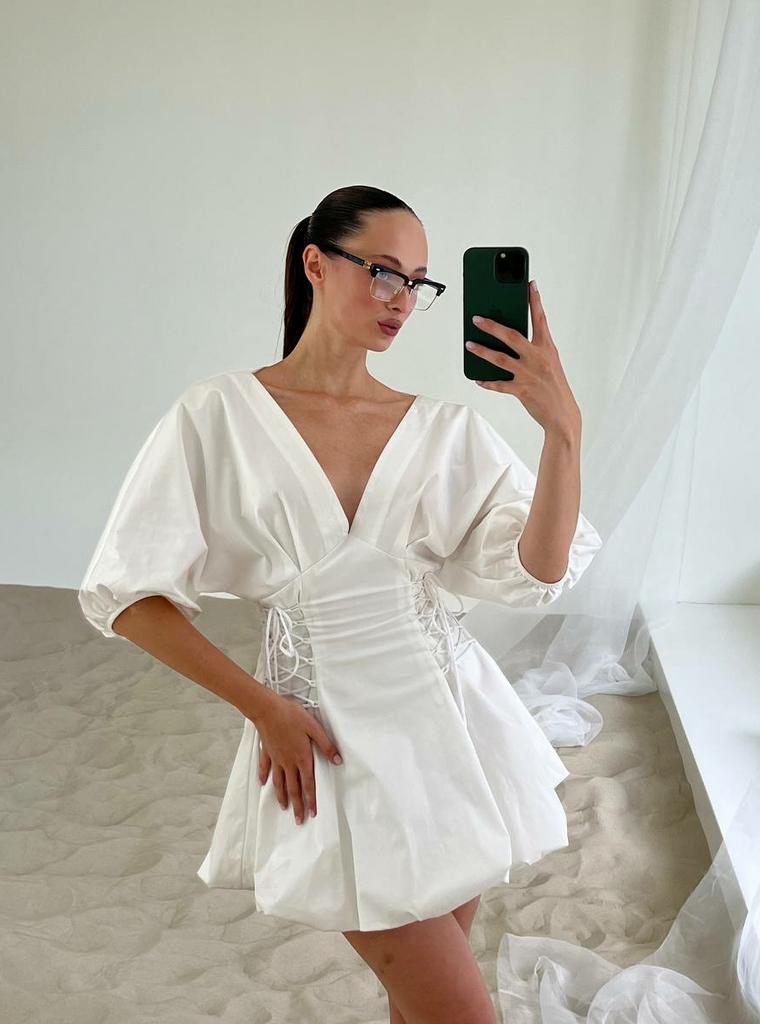 Платье баллон на шнуровке Белое