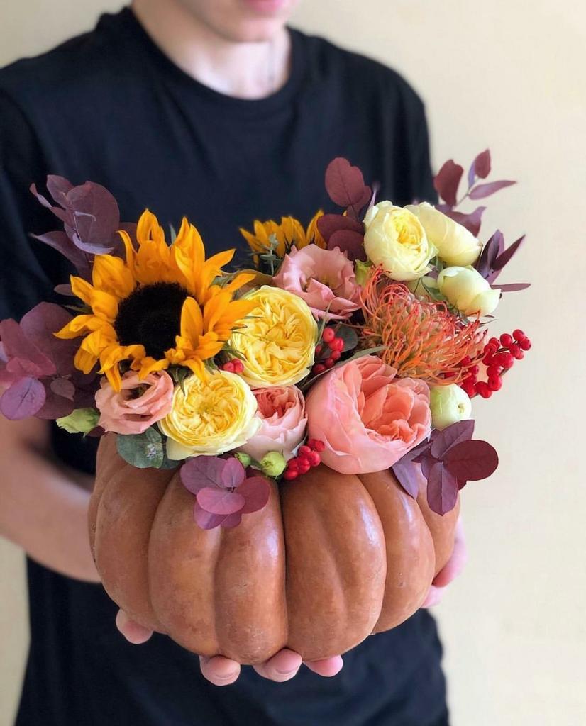 Цветы в тыкве #252