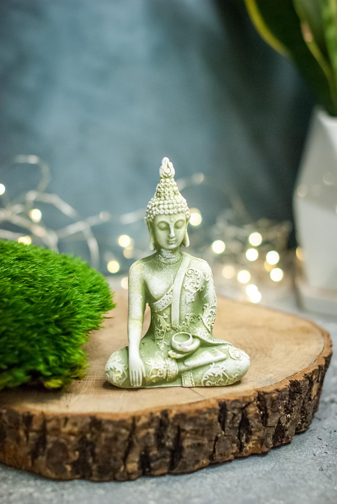 Фигурка Будда с чашей М