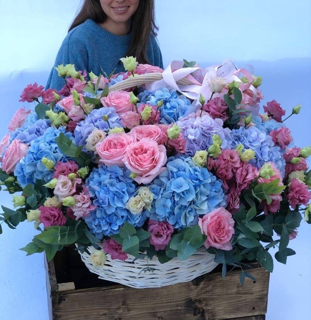 Цветы в корзине #30