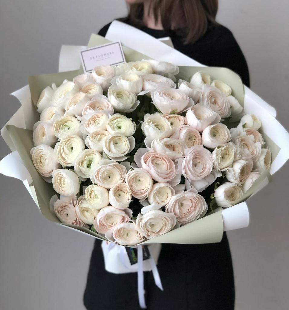 Ранункулюсы кремовые "Ханой"