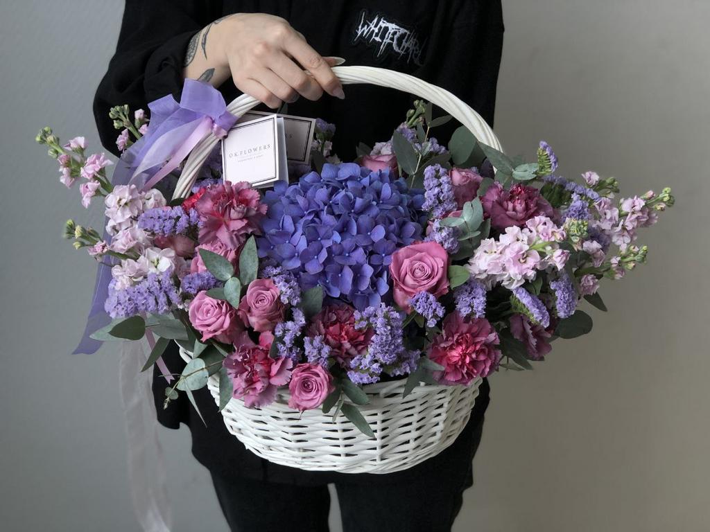 Цветы в корзине #130