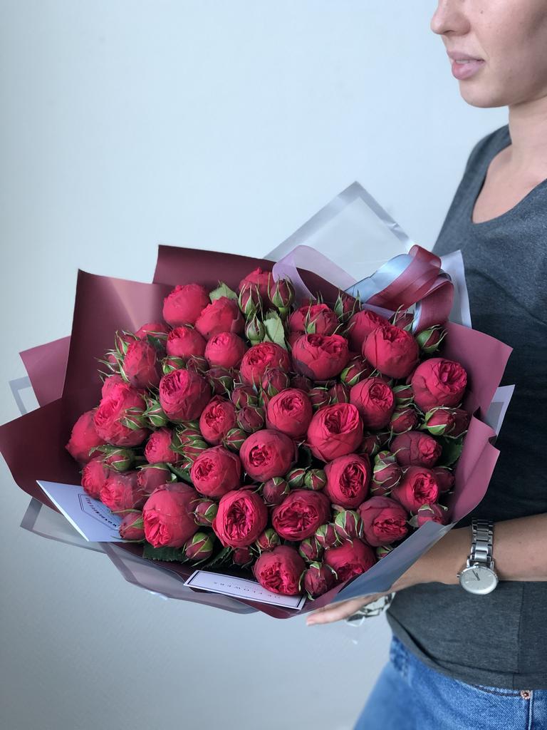 Розы пионовидные Ред Пьяно