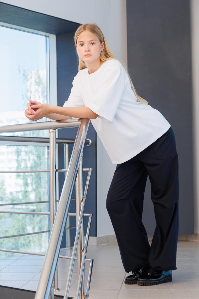 Лонгслив  Balloven-белый