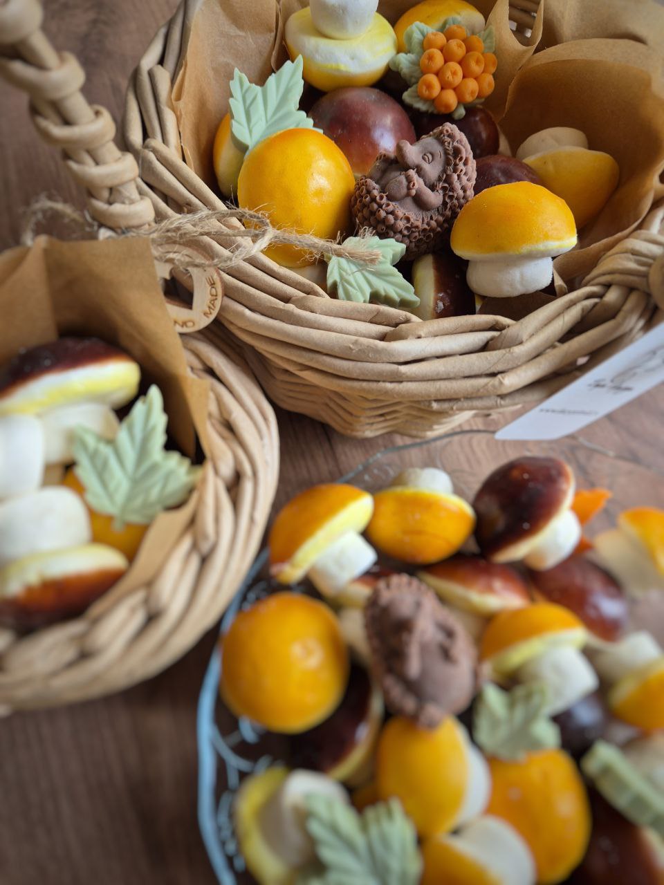 Грибы из зефира с шоколадным декором на 1 сентября или день учителя