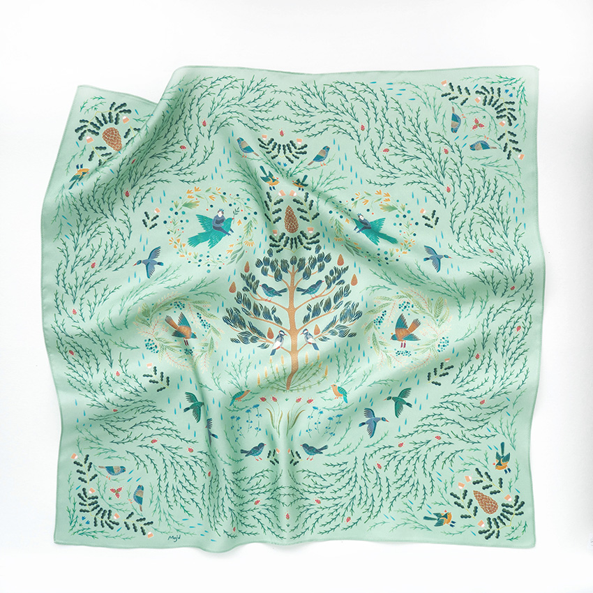 Шелковый платок "Сариола" 65х65 см