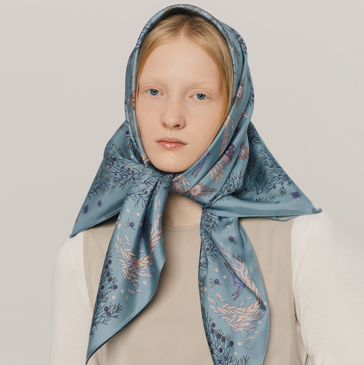 Шелковый платок "Ошпи" 90х90 см