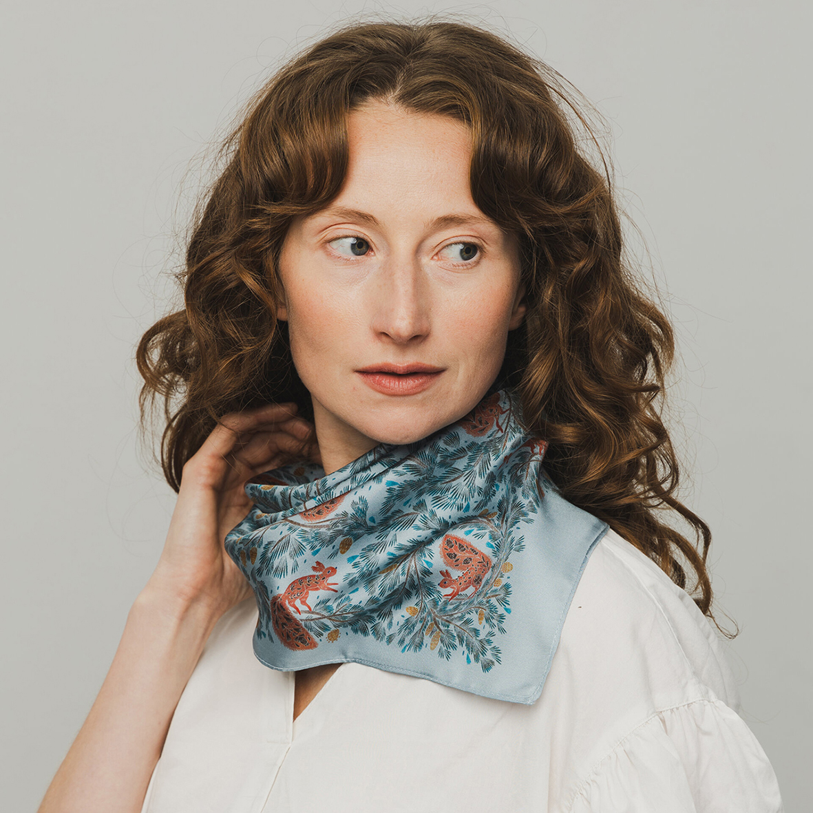 Шелковый платок "Урпи" 65х65 см