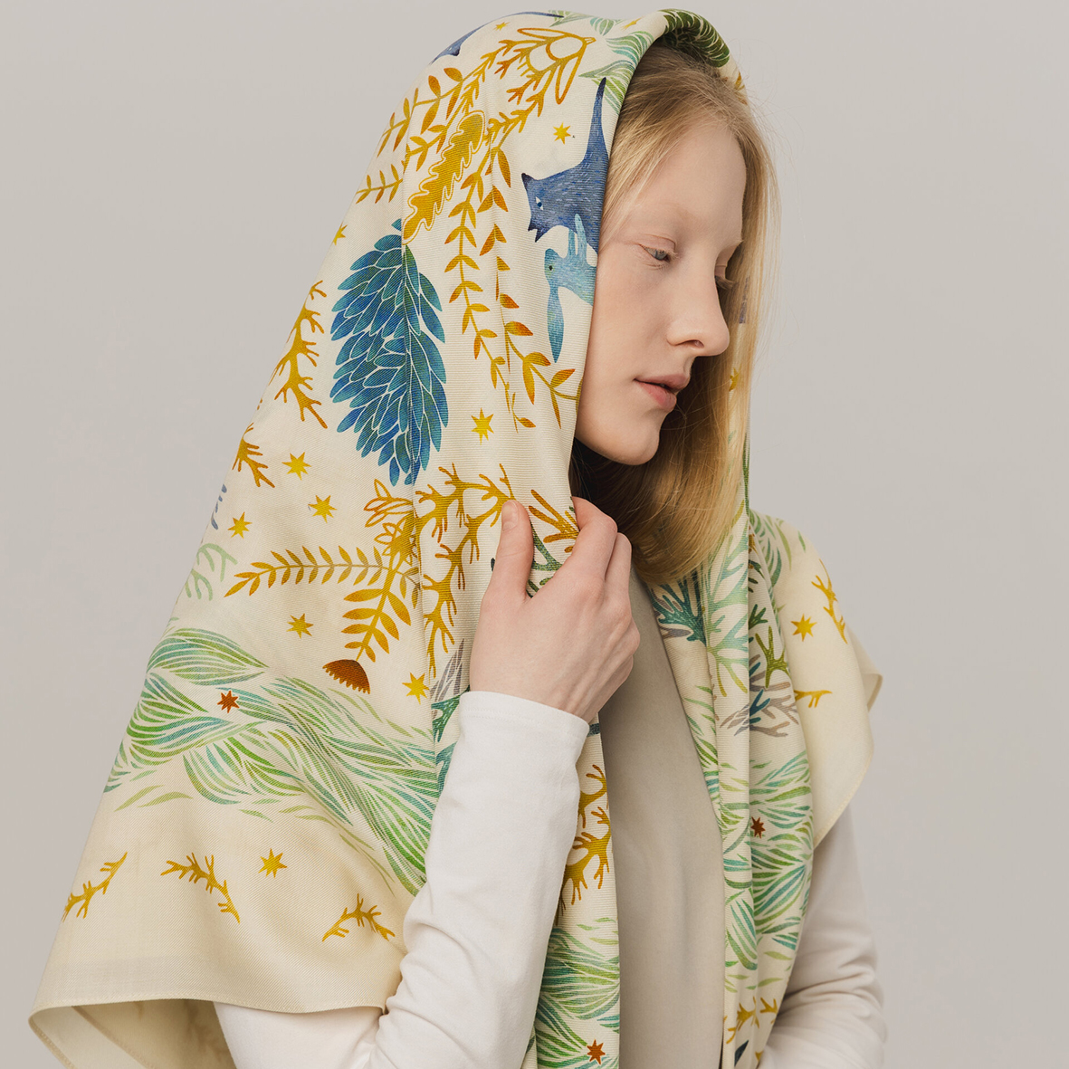 Шерстяная шаль "Метсола"