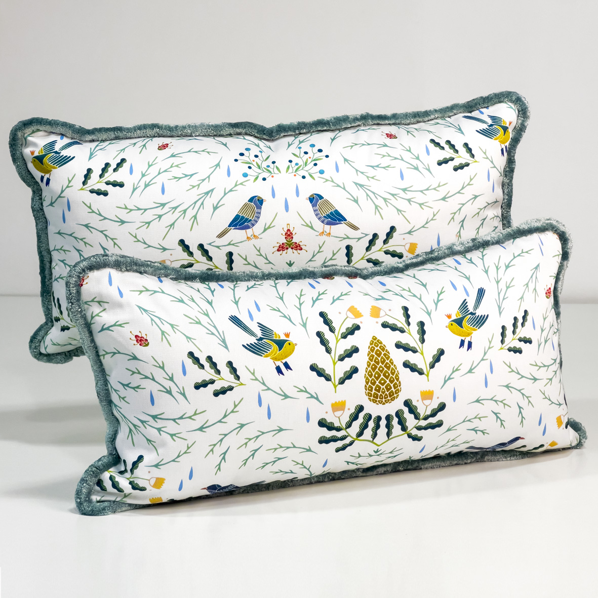 Подушка Картио (белый фон)