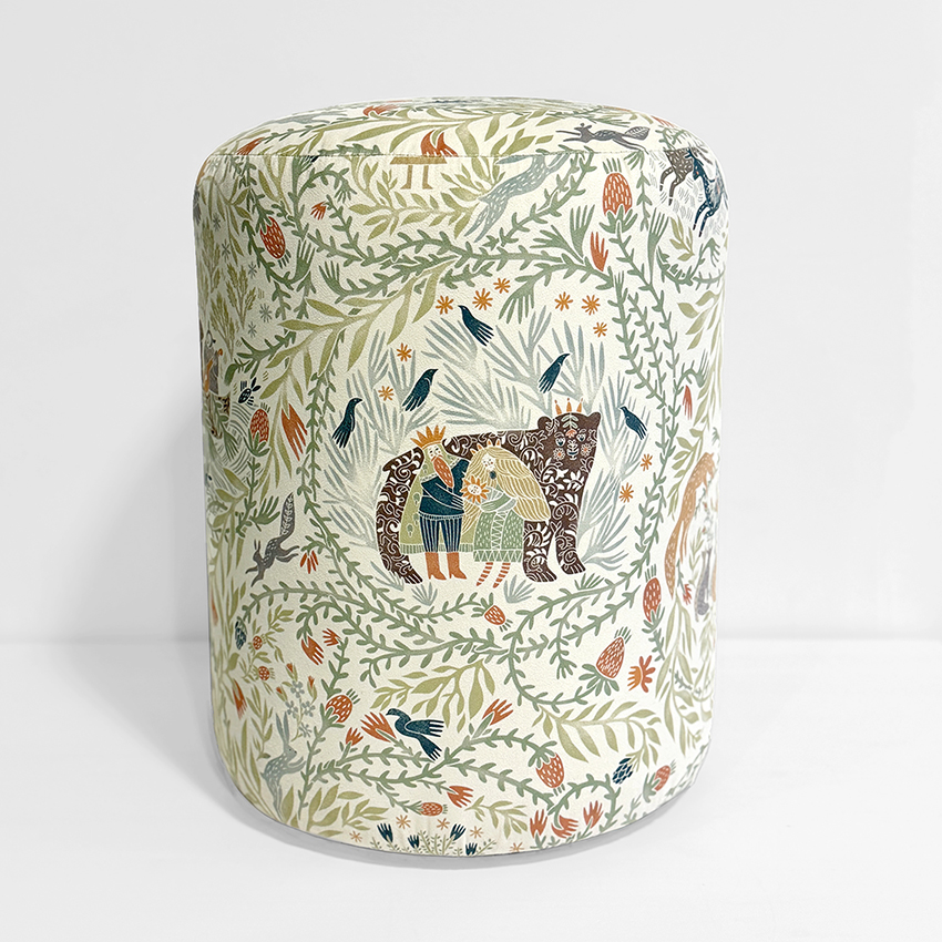 Пуф "Мыр" с принтом Биармия (бежевый фон)