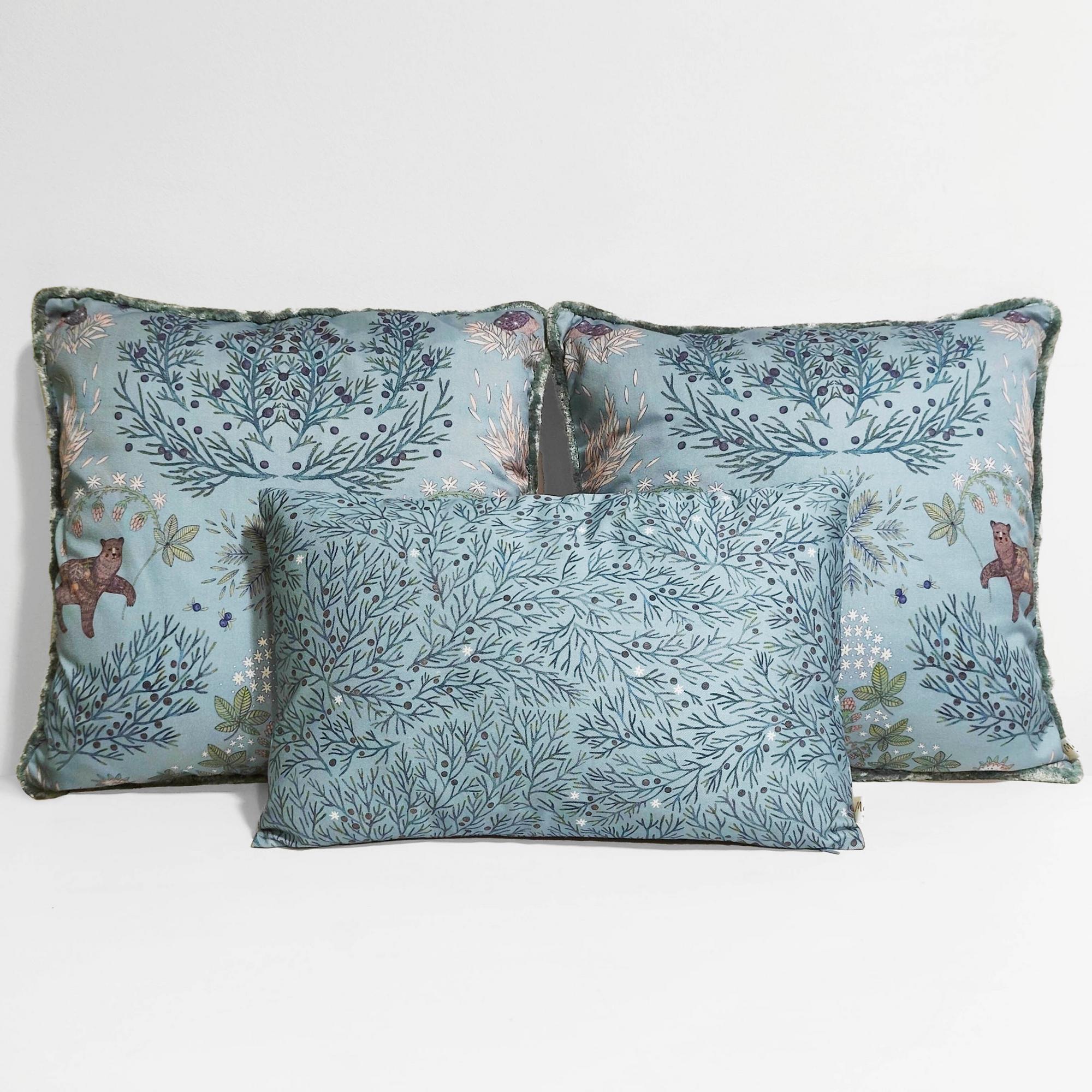 Набор подушек Ошпи голубой фон