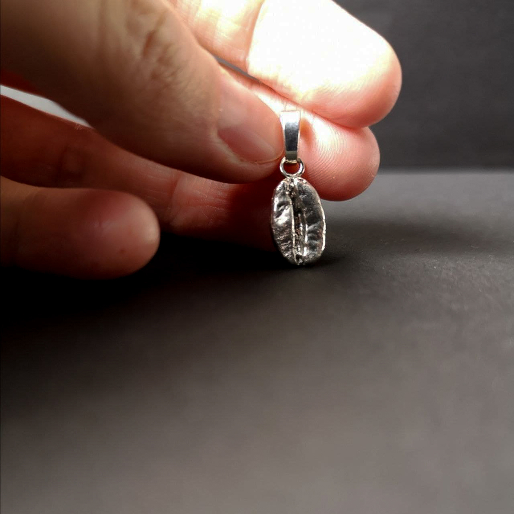 Кулон "Кофейное зерно"