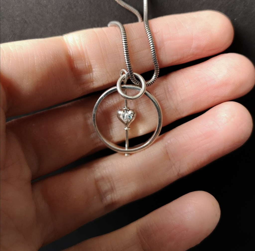 Вращающийся кулон "Сердце"