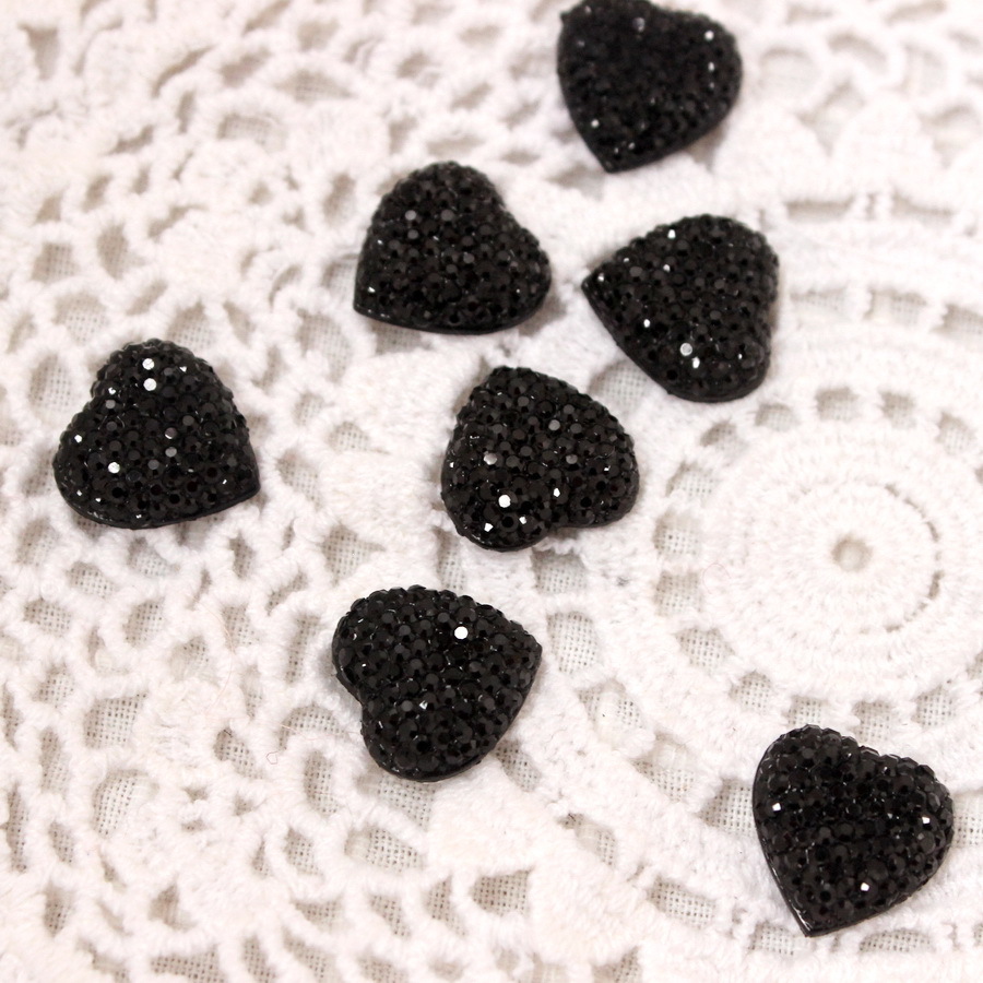 -Стразы, сердечки черные