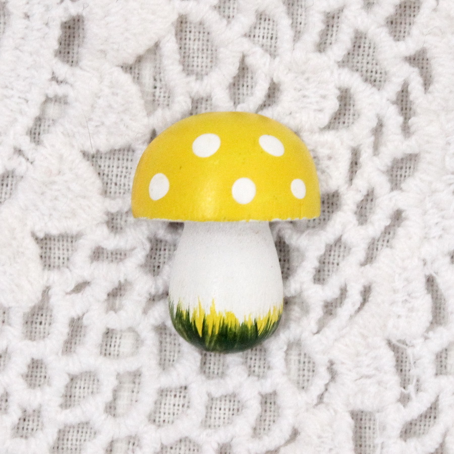 -Фигурка, гриб желтый