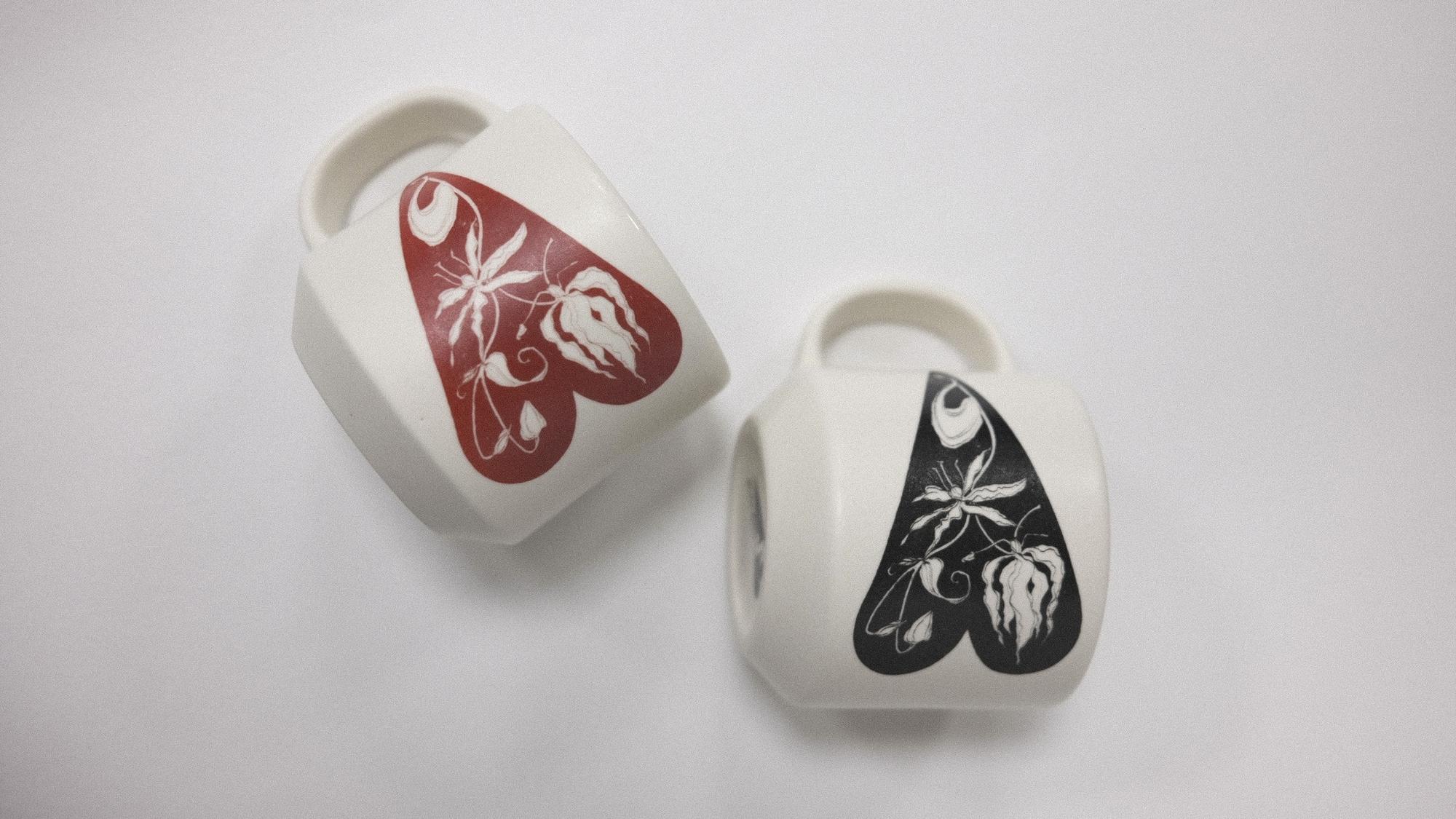 Кружка "Неземная глориоза" SALOEV. x Саша Бен 350 мл