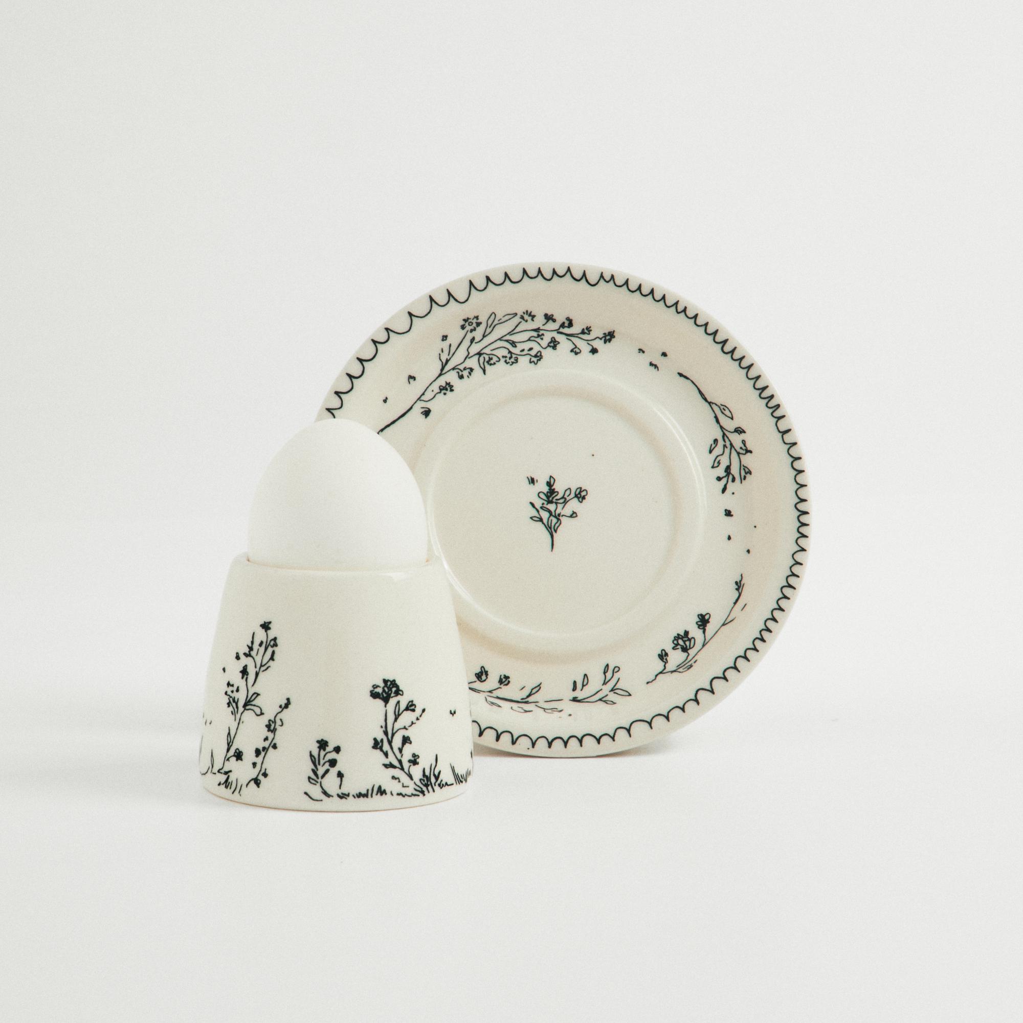 Набор блюдце 13см и подставка под яйцо с зеленым орнаментом