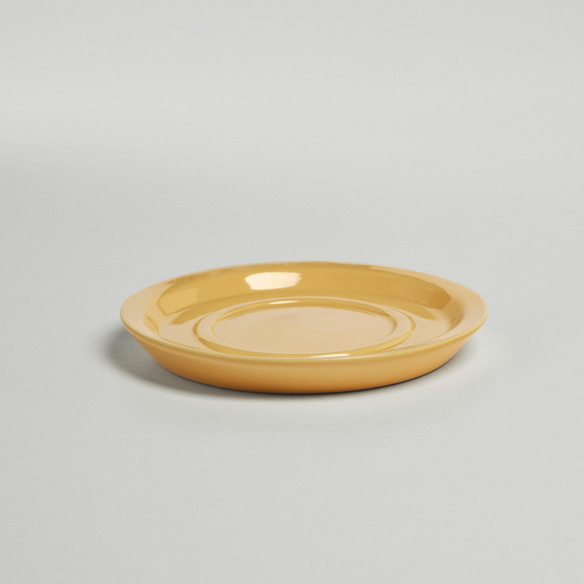 Блюдце 13см желтое
