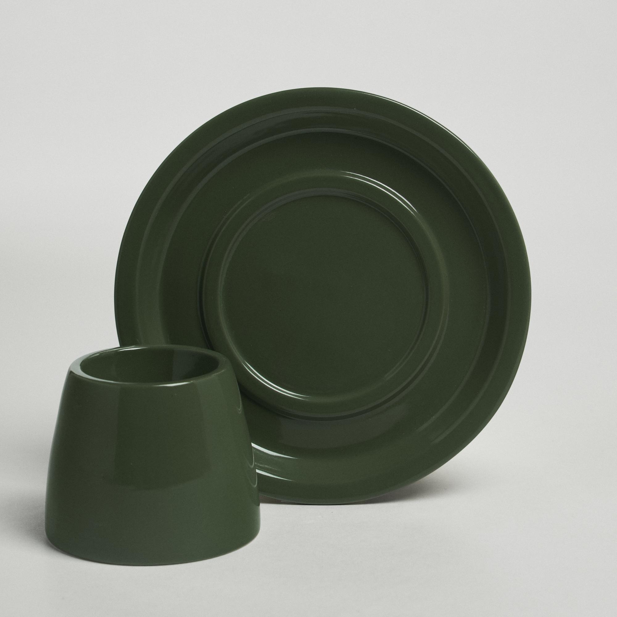 Набор: блюдце 13см и подставка для яйца зеленого цвета