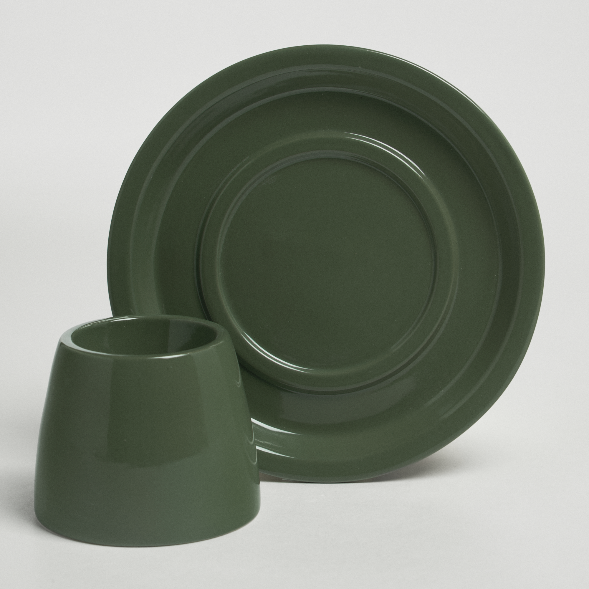 Набор: блюдце 13см и подставка для яйца зеленого цвета