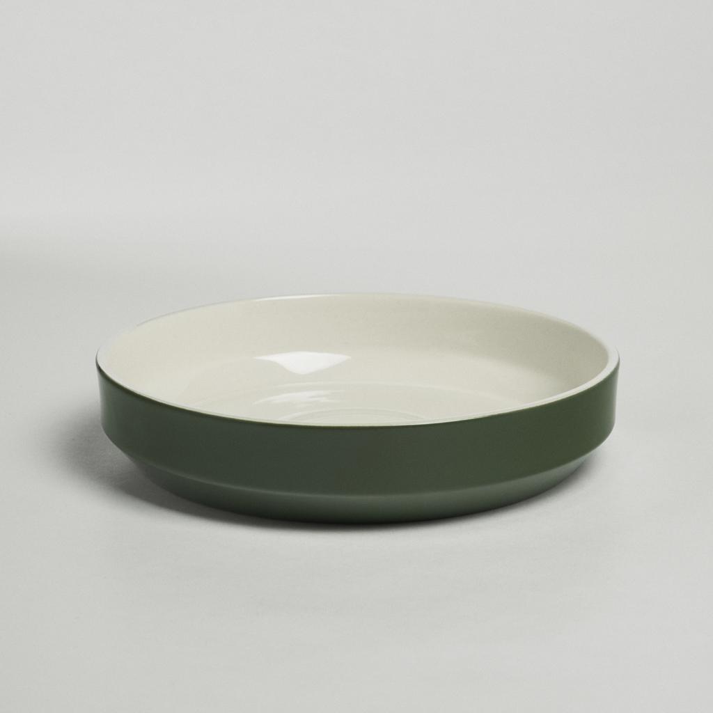 Тарелка глубокая 20,5 см. Цвет зеленый.
